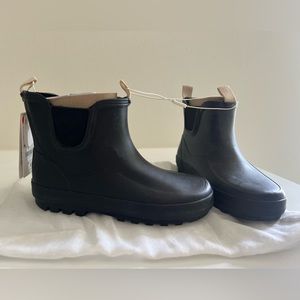 NWT Zara rain boots